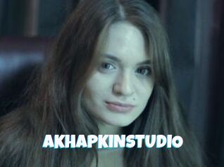 AKHAPKINSTUDIO Miss Gros Seins