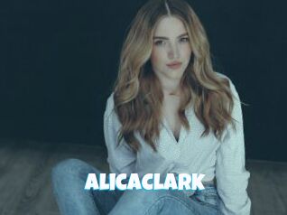 AlicaClark Miss Gros Seins