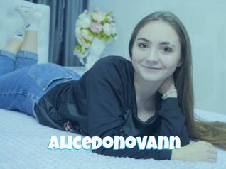 AliceDonovann Miss Gros Seins