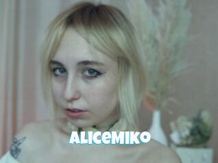 AliceMiko Miss Gros Seins