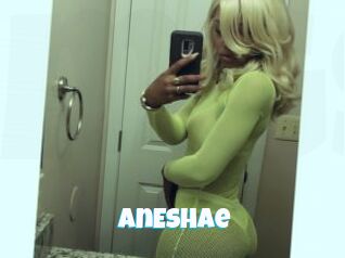 AnEshae Miss Gros Seins