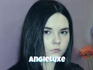 AngieLuxe Miss Gros Seins