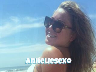 AnnelieseXo
