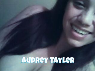 Audrey_Tayler Miss Gros Seins