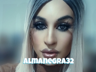 almanegra32 Miss Gros Seins