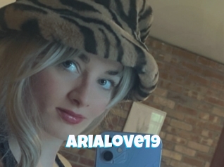 arialove19 Miss Gros Seins