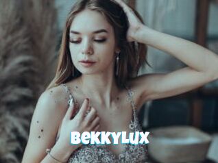 BekkyLux Miss Gros Seins