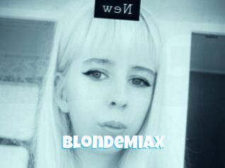 BlondeMiaX