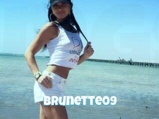 Brunette09