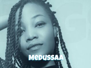 medussaa Miss Gros Seins