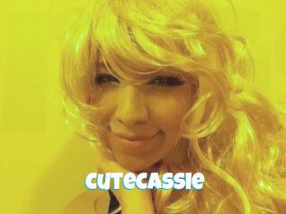 CuteCassie Miss Gros Seins