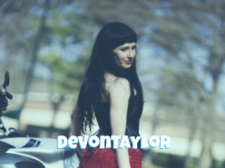 DevonTaylor Miss Gros Seins