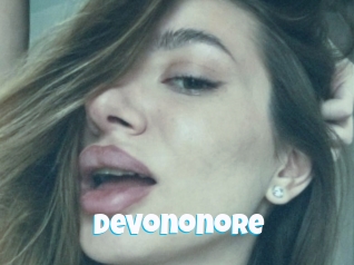 devononore Miss Gros Seins