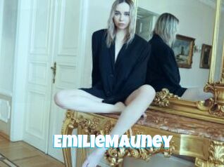 EmilieMauney Miss Gros Seins