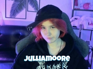 julliamoore Miss Gros Seins