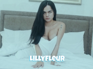 LillyFleur Miss Gros Seins