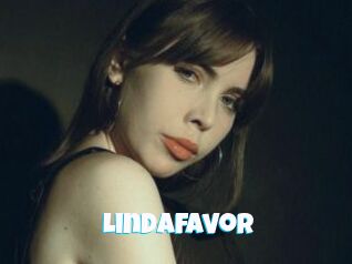 LindaFavor Miss Gros Seins