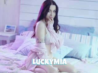 LuckyMia