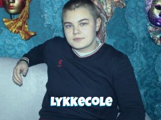 LykkeCole Miss Gros Seins