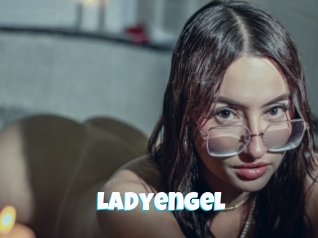 ladyengel Miss Gros Seins