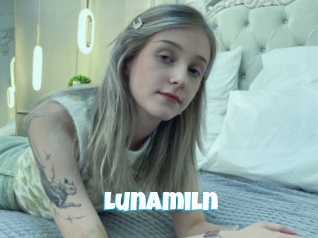 lunamiln Miss Gros Seins