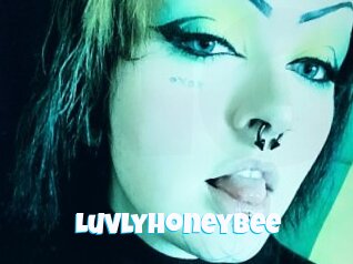 Luvlyhoneybee