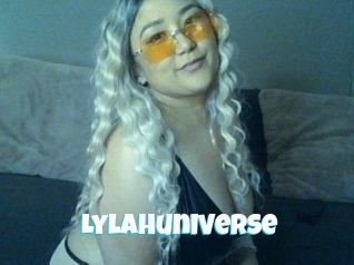 Lylahuniverse