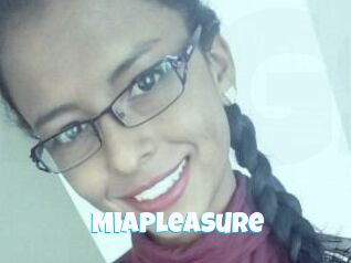 Mia_Pleasure