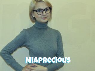 MiaPrecious Miss Gros Seins