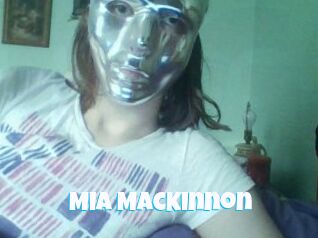 Mia_MacKinnon