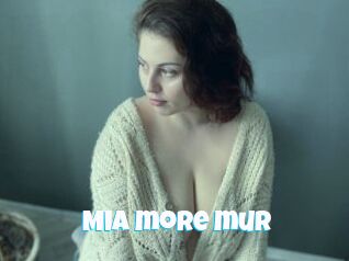 Mia_more_mur