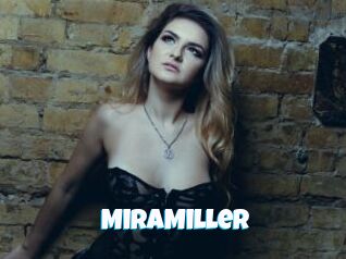 MiraMiller Miss Gros Seins