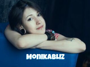 MonikaBLIZ