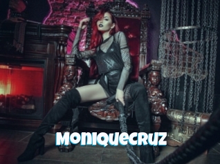 MoniqueCruz Miss Gros Seins