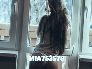 Mia753578