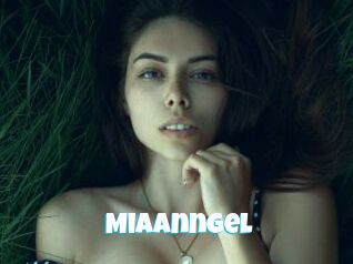 miaanngel Miss Gros Seins