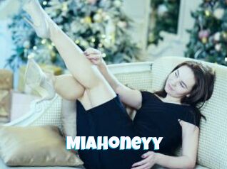 Miahoneyy