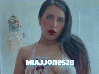 Miajjones28