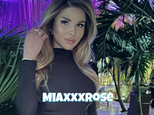 Miaxxxrose