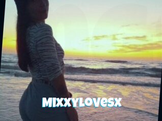 mixxylovesx Miss Gros Seins