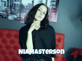 NiaMasterson