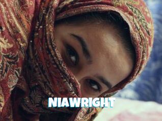 NiaWright Miss Gros Seins