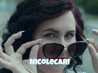 NicoleCari Miss Gros Seins