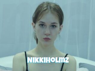NikkiHolmz