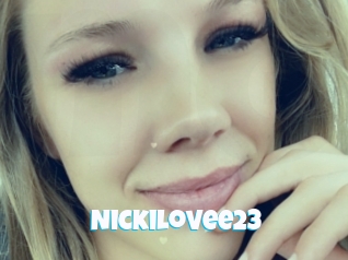 Nickilovee23
