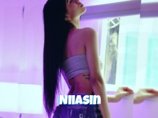 Niiasin