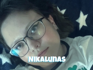 nikalunas Miss Gros Seins