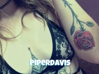 Piper_Davis Miss Gros Seins