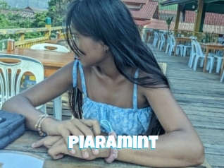 piaramint Miss Gros Seins