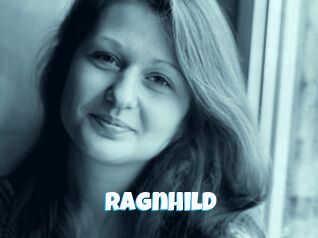 Ragnhild Miss Gros Seins